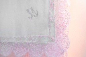 nappe_richardson_dentelle_blanc_broderie