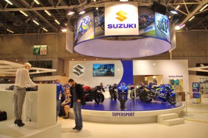 Stand Suzuki   